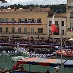 A - Ascenseur & Parking - Fr-1-338-555 * Sète
